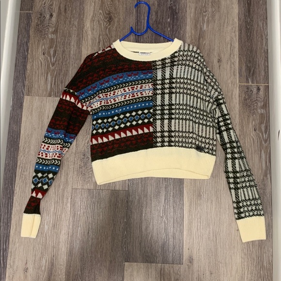 Multicolor Patterned Women's Sweater - Picture 2 of 5